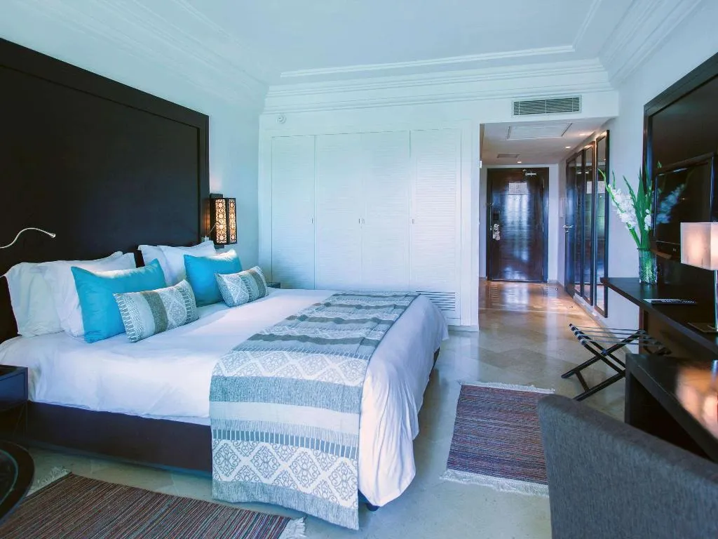 DOUBLE SUPERIOR SEA VIEW Room, Movenpick Hotel Gammarth Tunis, Tunisia