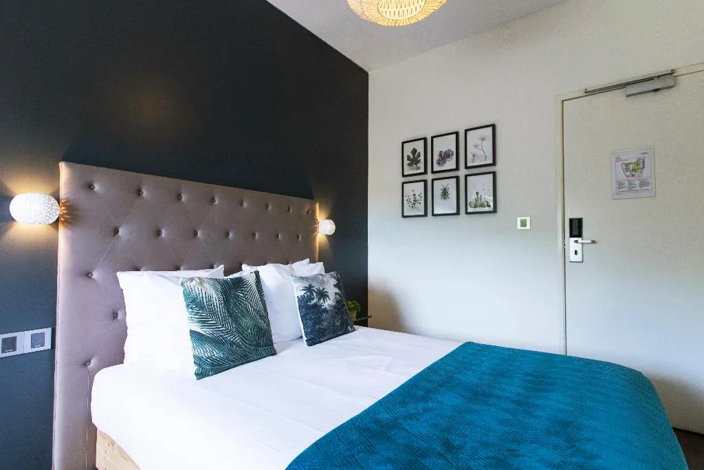 DOUBLE CANAL VIEW Room, Quentin Amsterdam Hotel, Amsterdam