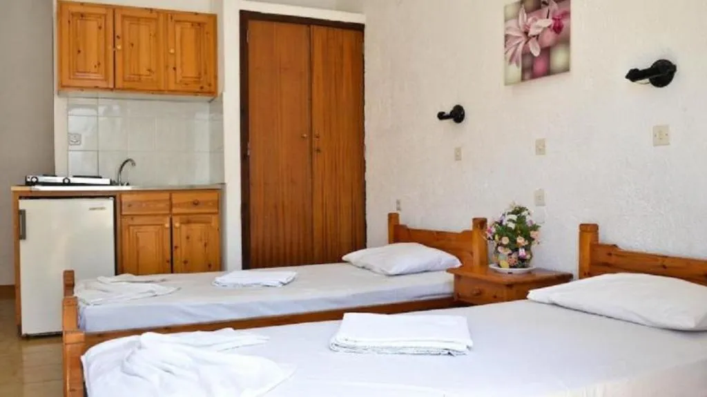 Room, Argo Studios, Crete