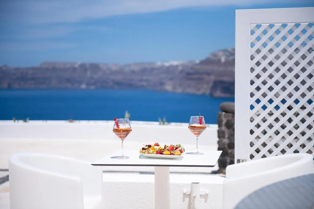 Terrace, Avant Garde Suites, Santorini