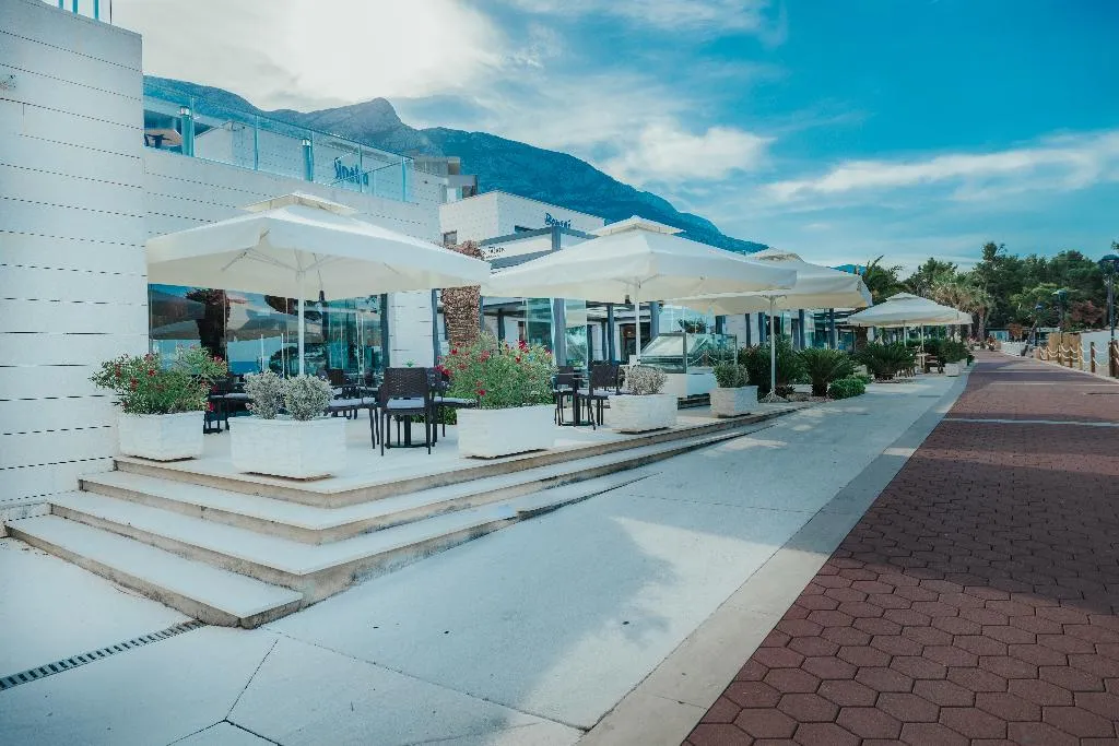 Restaurant, Romana Beach Apartments, Split