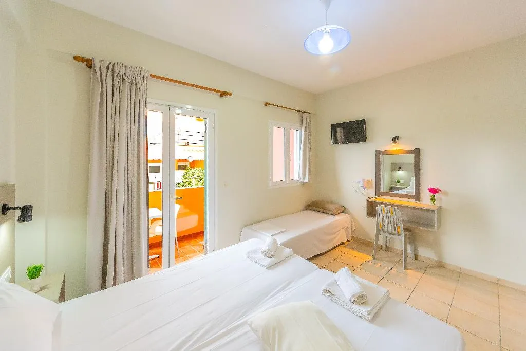 TRIPLE WITH VIEWS Room, Nikos Villas, Corfu