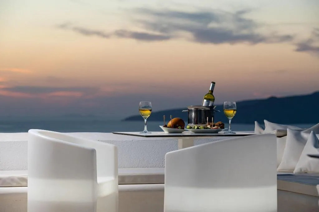 General view, Avant Garde Suites, Santorini