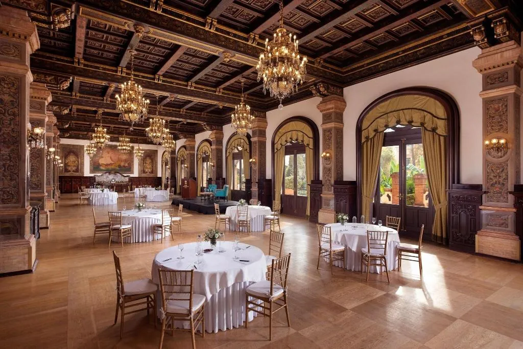 Conferences, Alfonso XIII, Seville