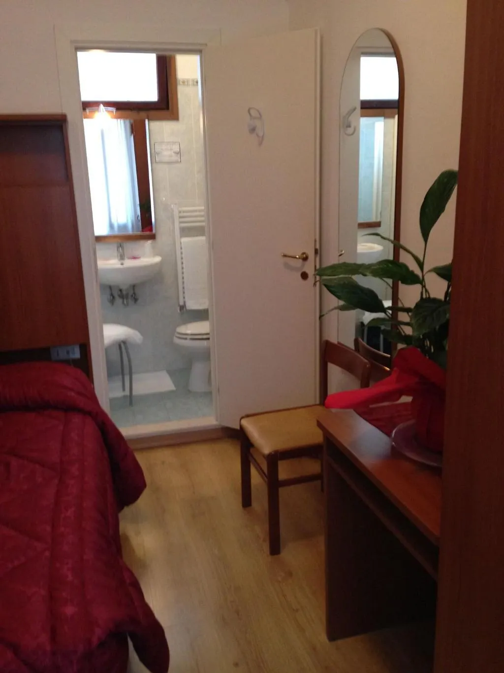 Room, Hotel Caprera, Venice