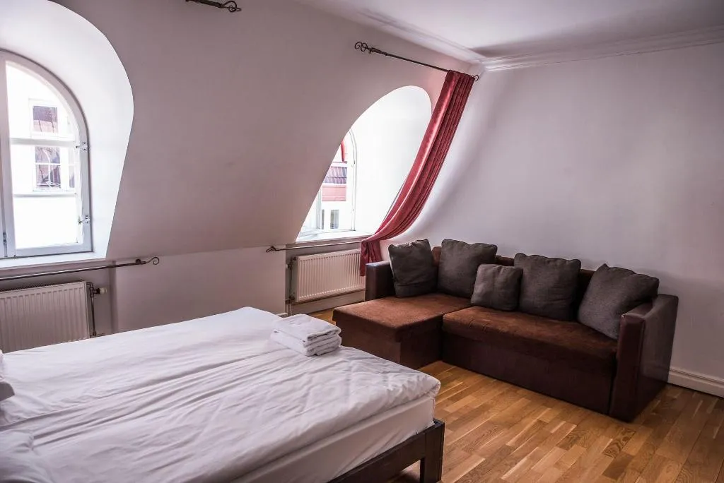 Room, Tallinn Apartments & Rooms - Old Town, Tallinn