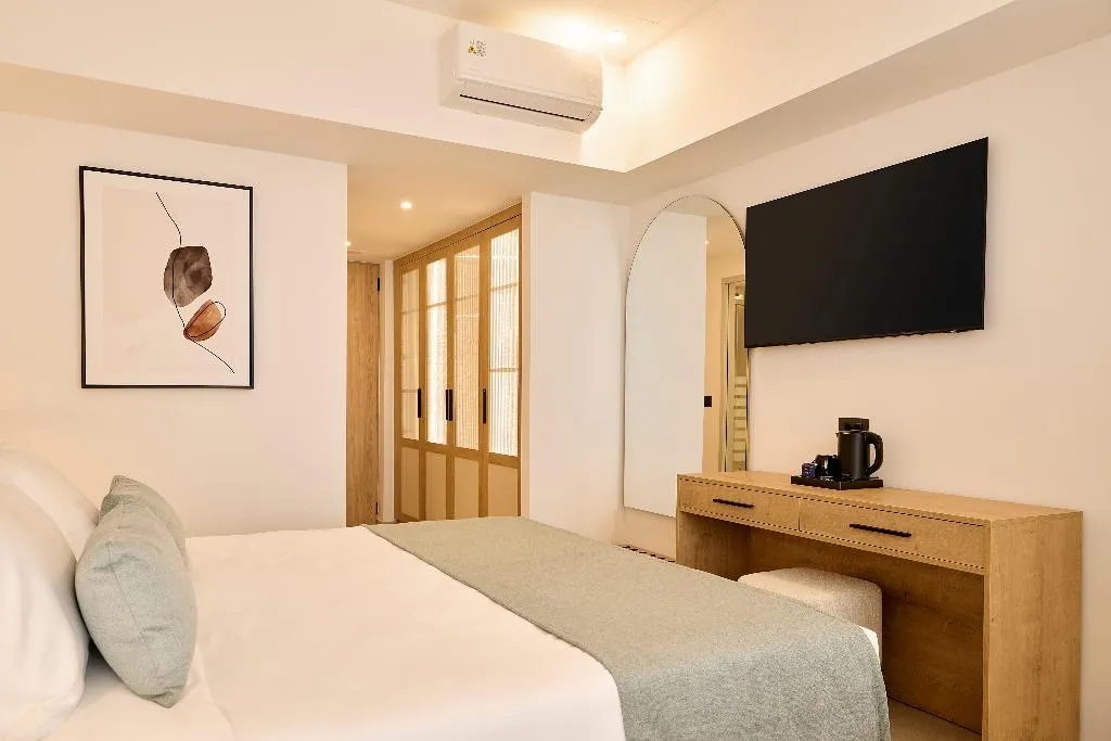 BUNGALOW SEA VIEW Room, Iberostar Waves Creta Panorama & Mare, Crete