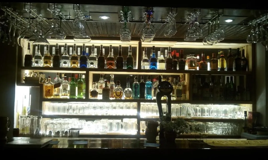Bar, Aragorn Hotel, Corfu