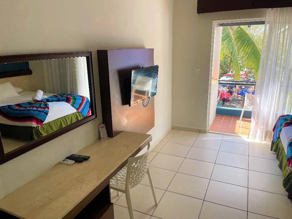 DOUBLE STANDARD Room, Mariachi By Kavia, Playa Del Carmen