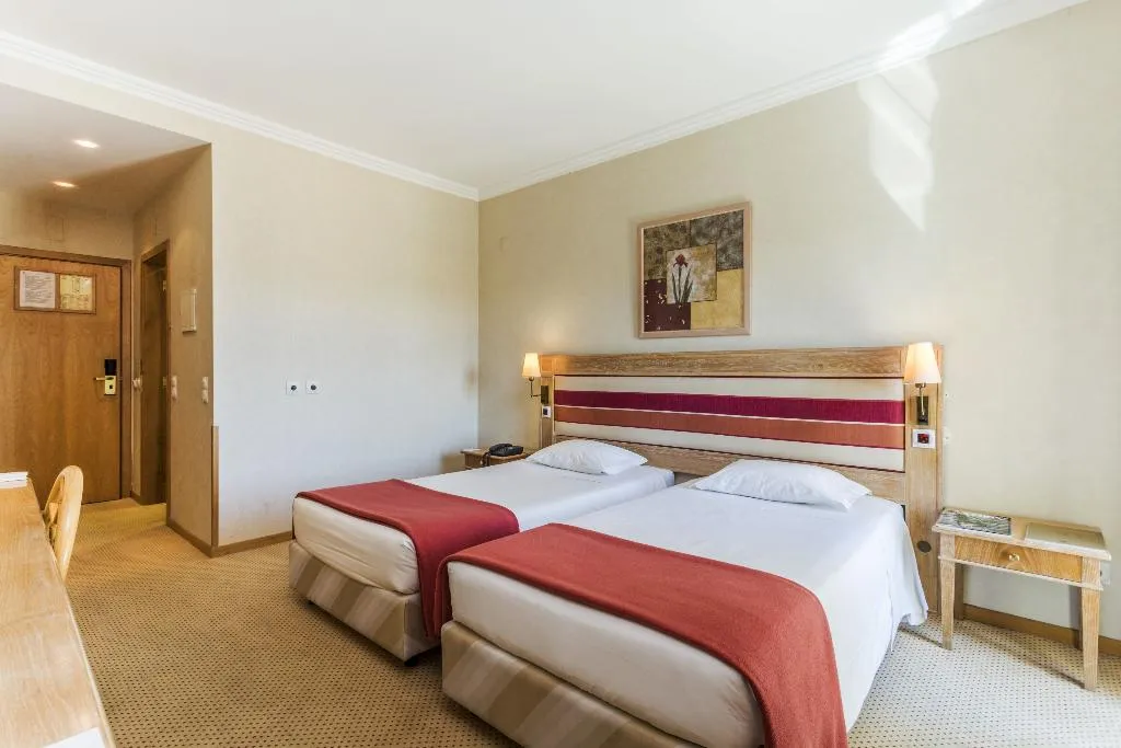 Double or Twin STANDARD Room, Riviera Hotel Carcavelos, Lisbon