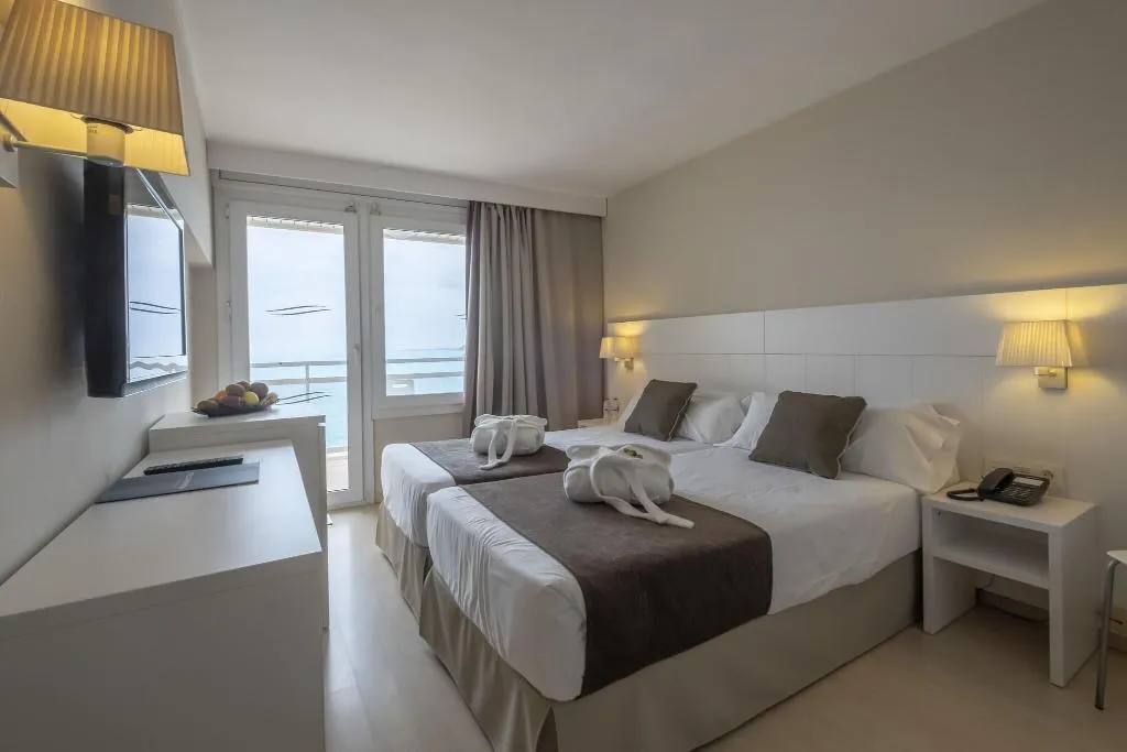 Double or Twin SEA VIEW WITH BALCONY Room, Rosamar Maxim, Costa Brava