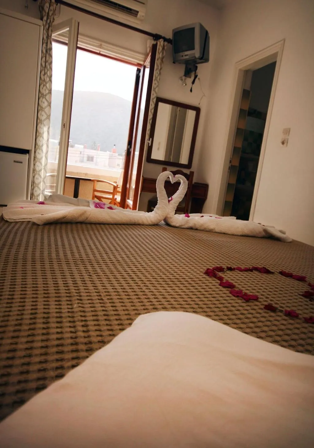 Room, Nostos Beach, Santorini