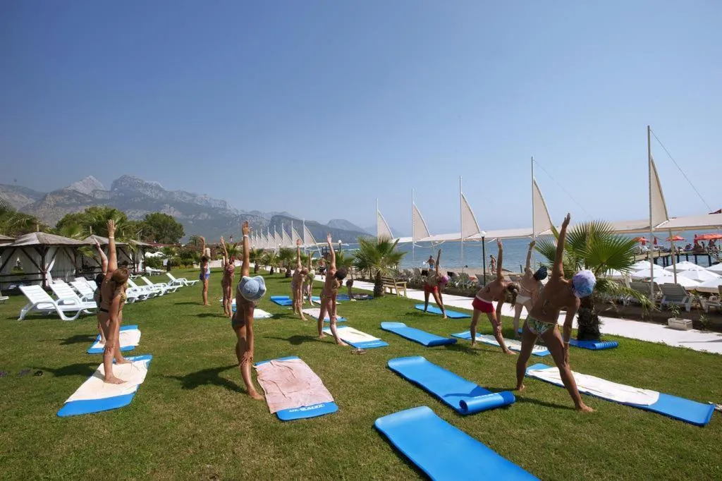 Sports and Entertainment, Crystal Flora Pearl Collection, Antalya