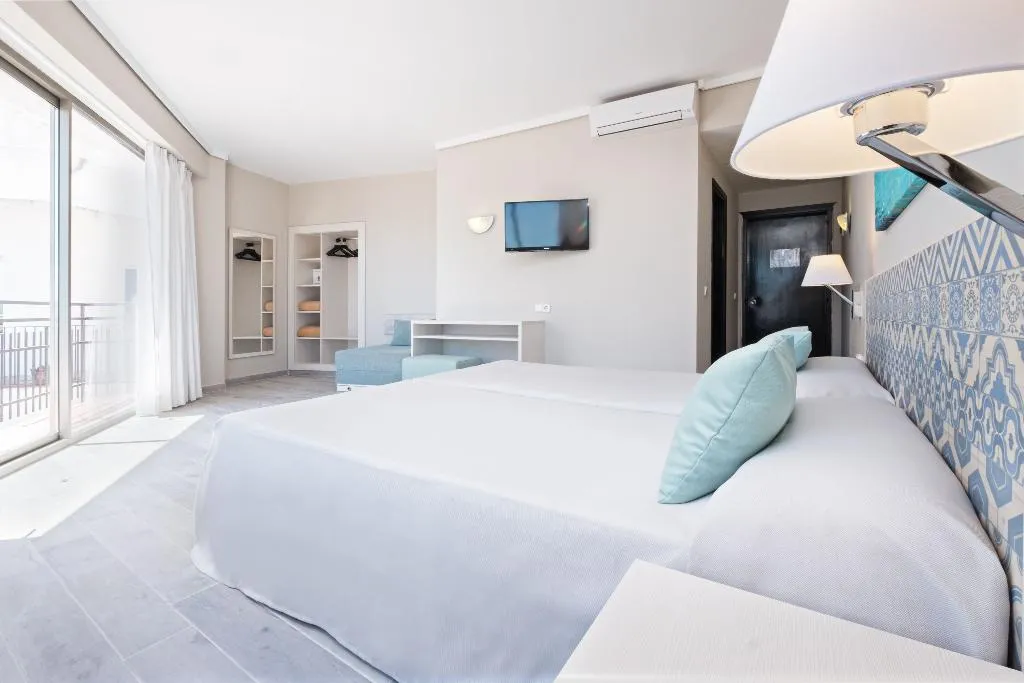 TWIN STANDARD Room, AzuLine Hotel Llevant, Ibiza