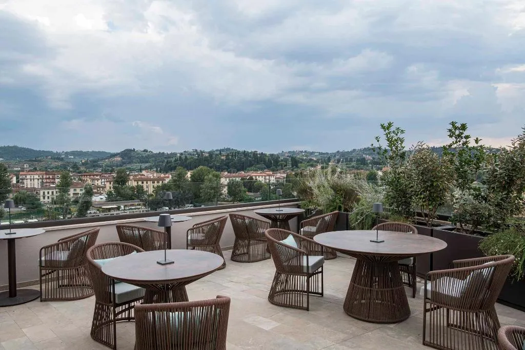 Terrace, Columbus Urban Resort, Florence