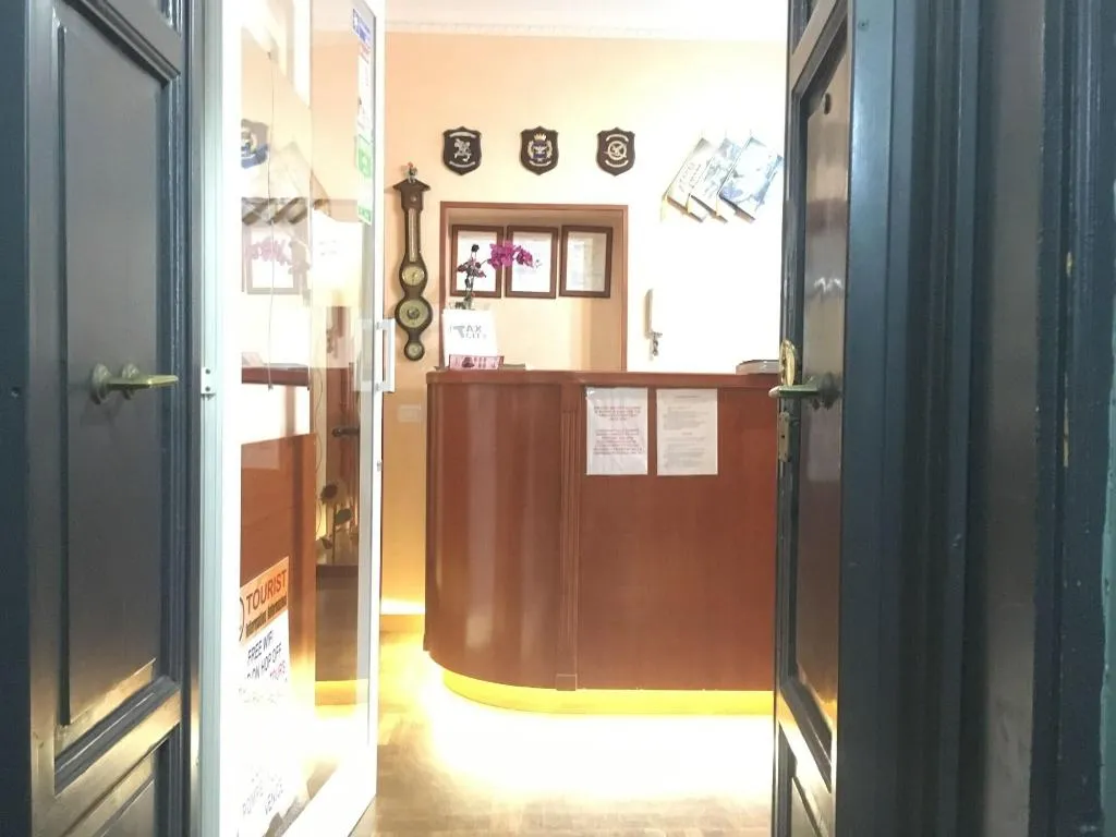 Lobby, Lam Guest House, Naples