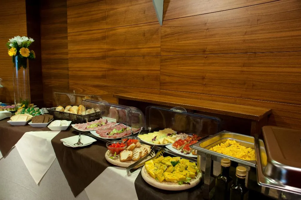 Restaurant, Magris Hotel, Naples