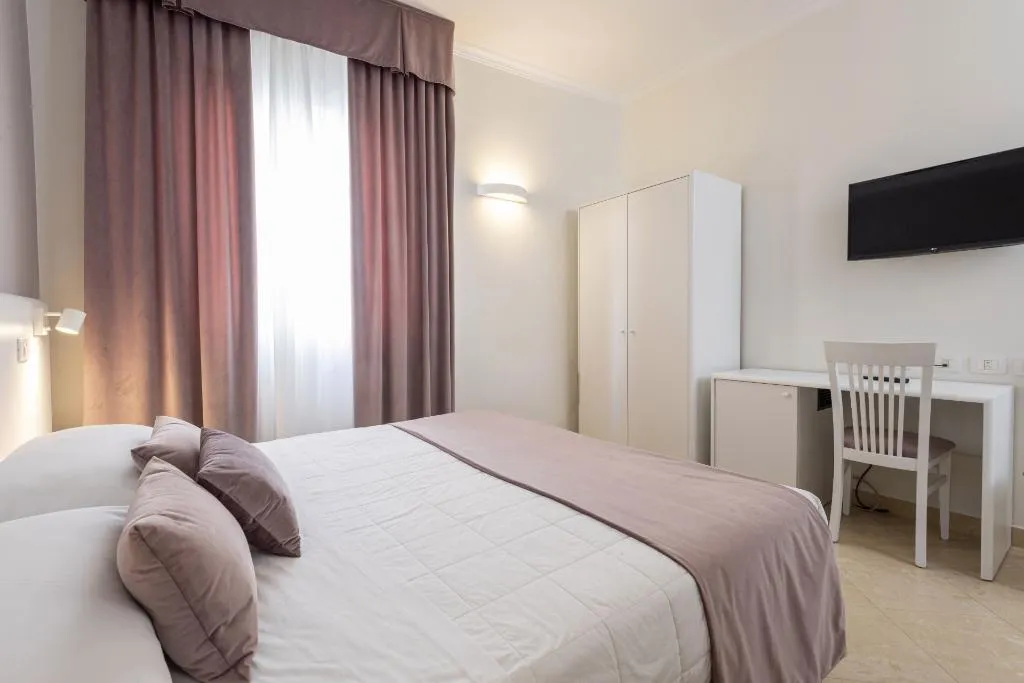 DOUBLE SINGLE USE STANDARD Room, Centrale, Palermo