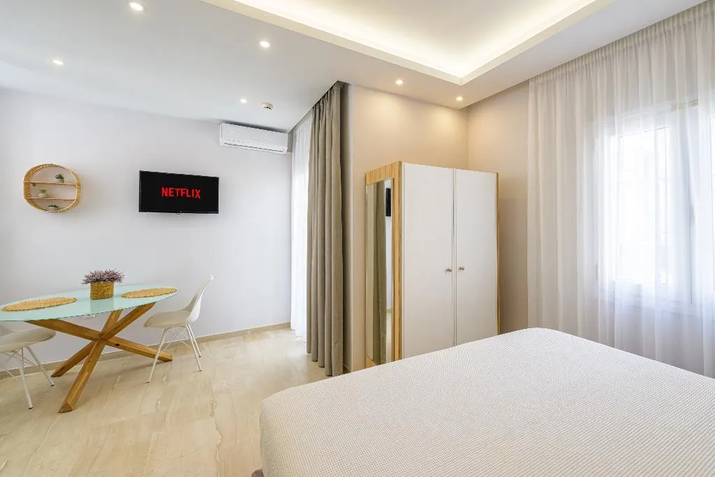Double or Twin SUPERIOR KING BED Room, Korina Apart Hotel, Corfu
