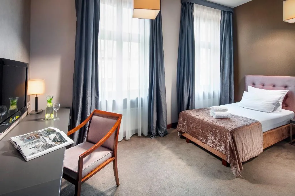 SINGLE STANDARD Room, Hotel Unicus Krakow Old Town - Destigo Hotels, Krakow