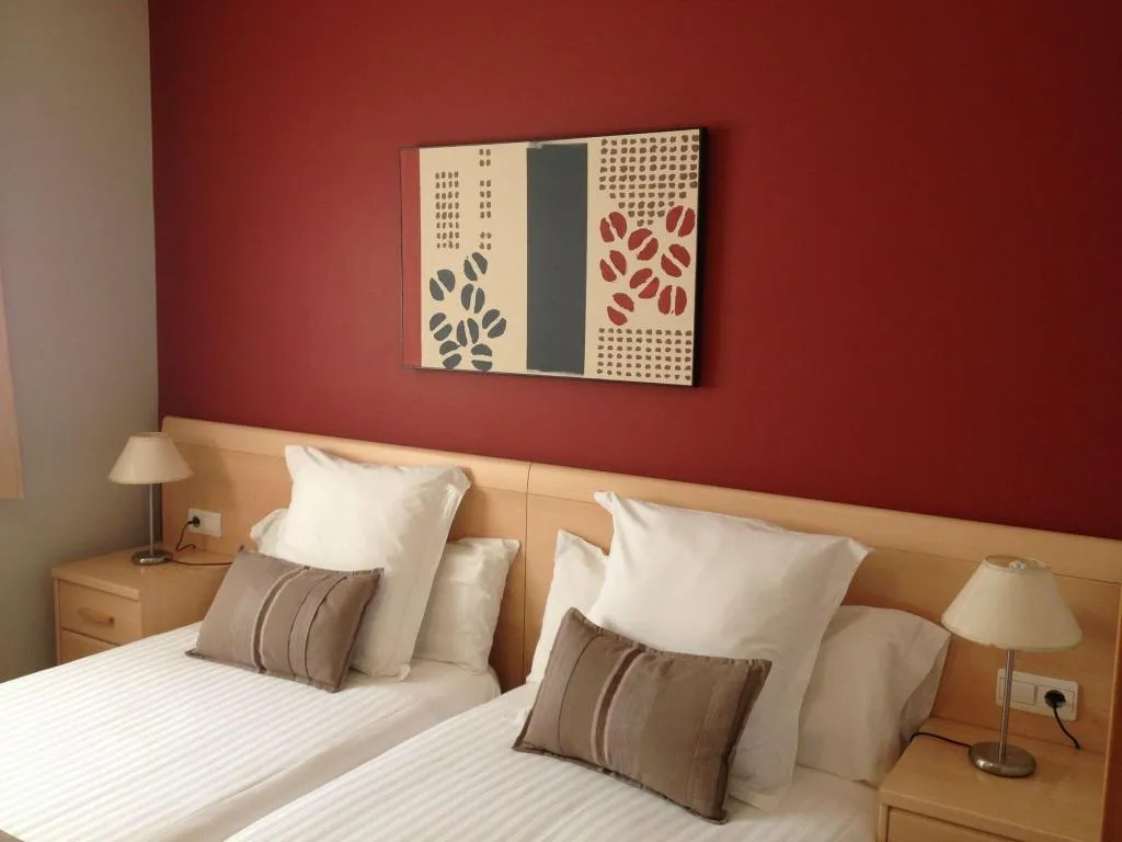 APARTMENT THREE BEDS Room, Plaza Picasso Apartamentos, Valencia