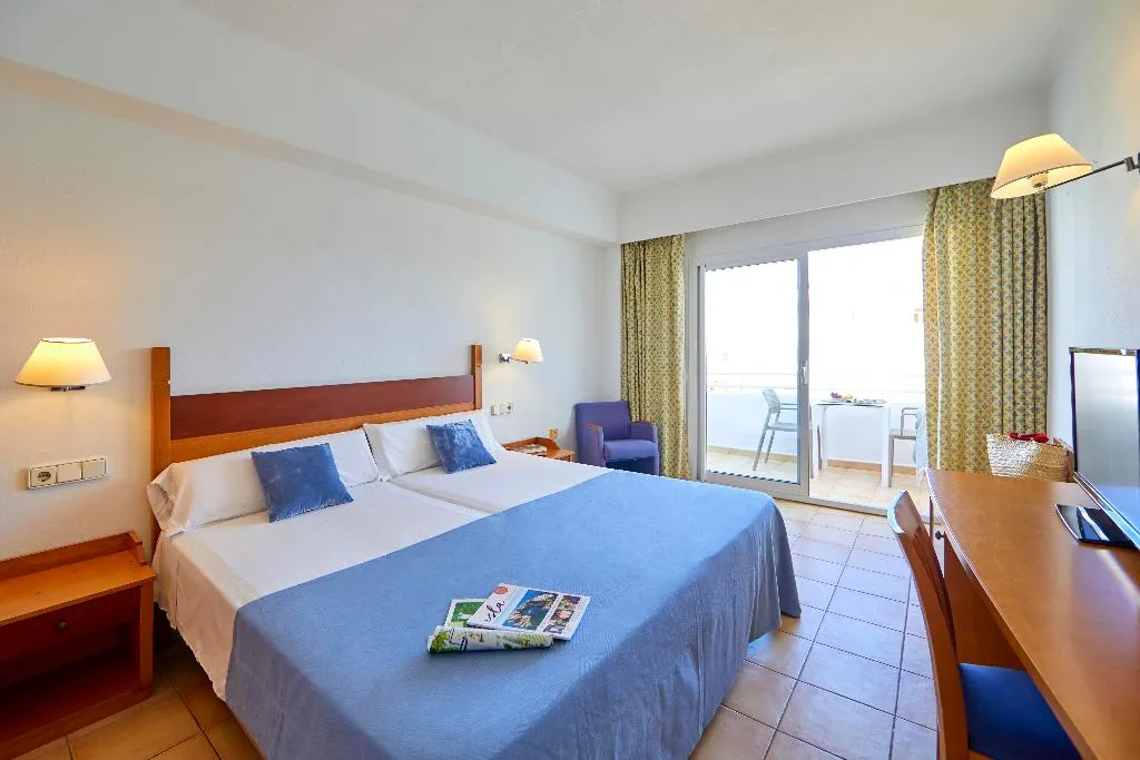 Double or Twin STANDARD Room, Gavimar Cala Gran Costa Del Sur, Majorca