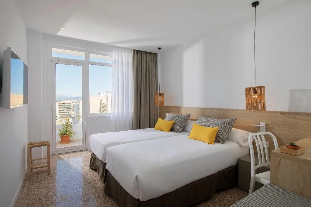 Room, whala!fun, Majorca