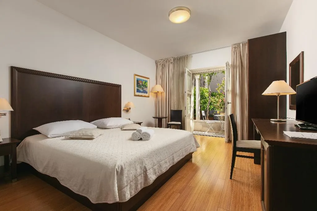 DOUBLE STANDARD Room, Croatia, Split