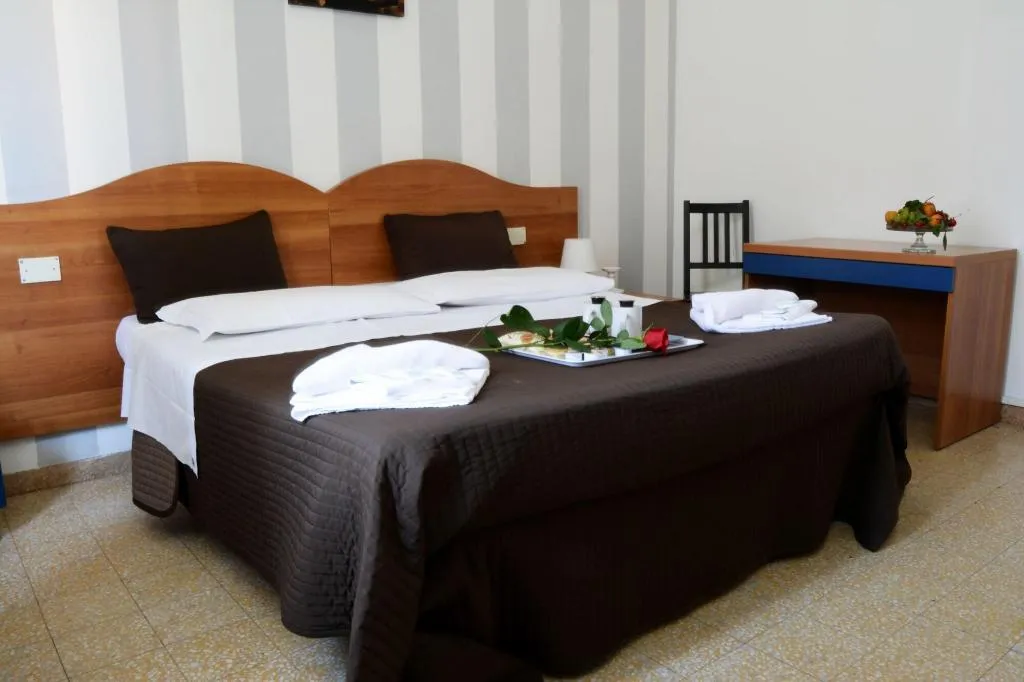 Room, Darius Firenze B&B, Florence