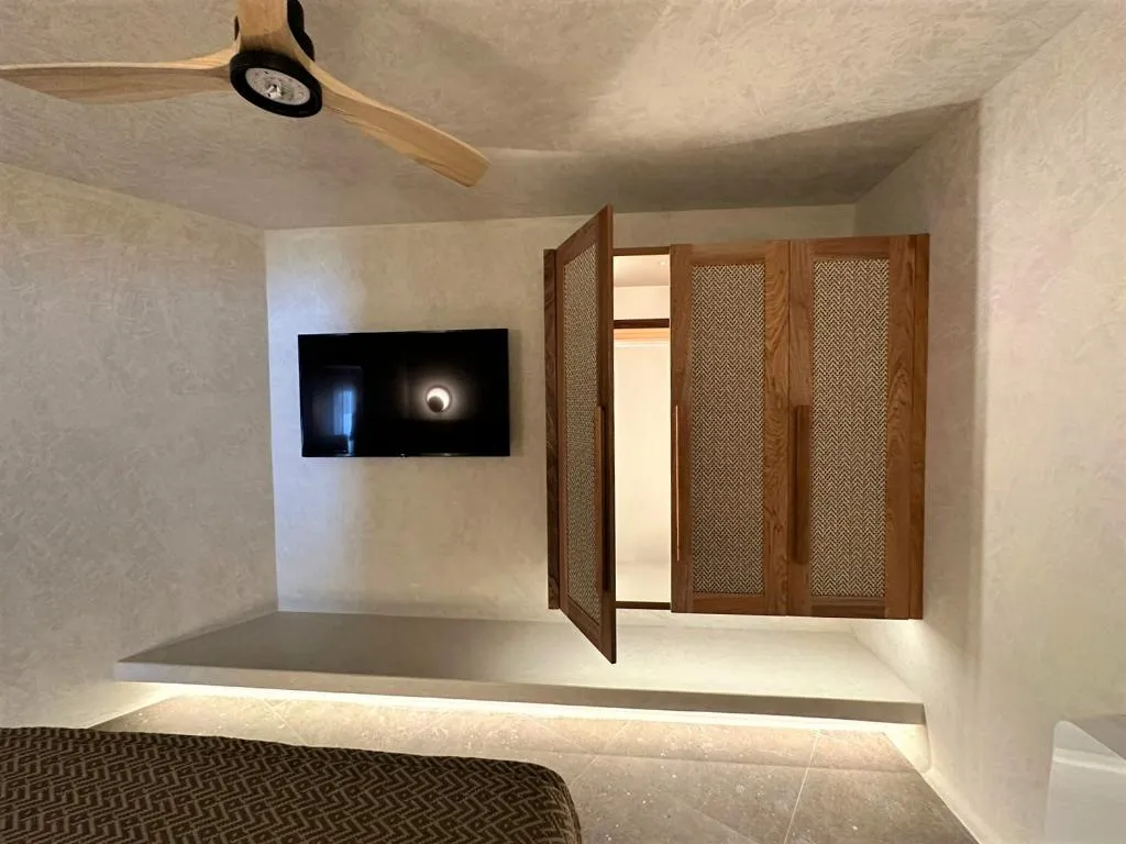 SUITE TWO BEDROOMS Room, Victoria Caves, Santorini