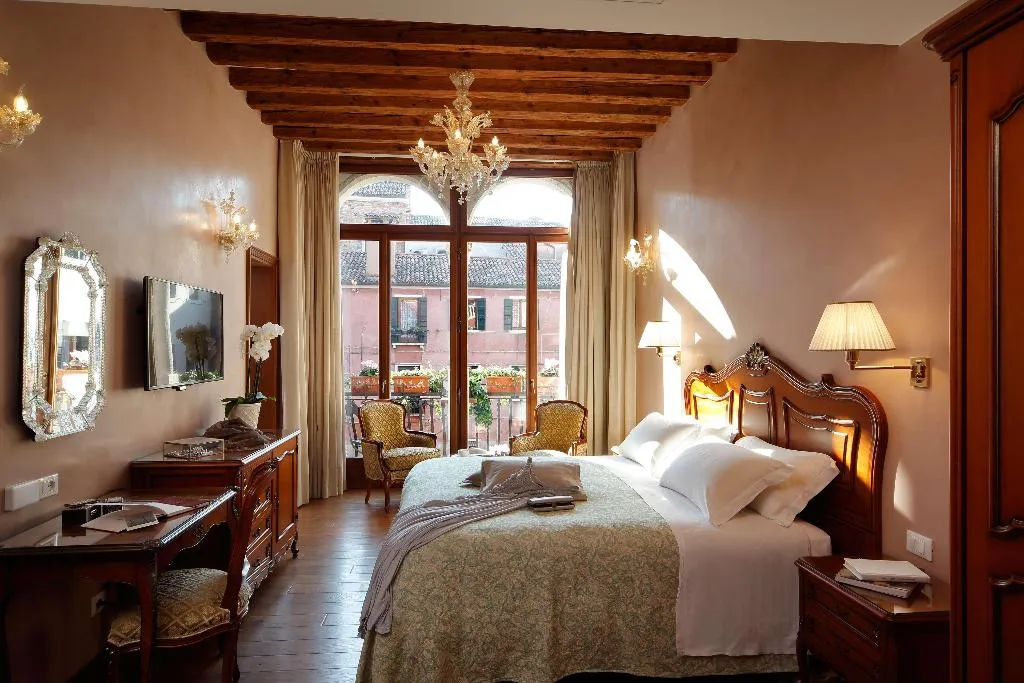 Room, Hotel Bisanzio, Venice