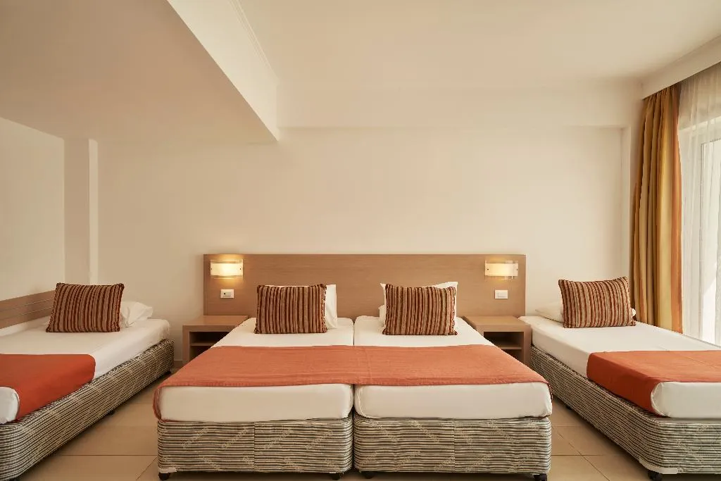 FAMILY ROOM GARDEN VIEW Room, Atlantica Kolymbia Beach, Rhodes