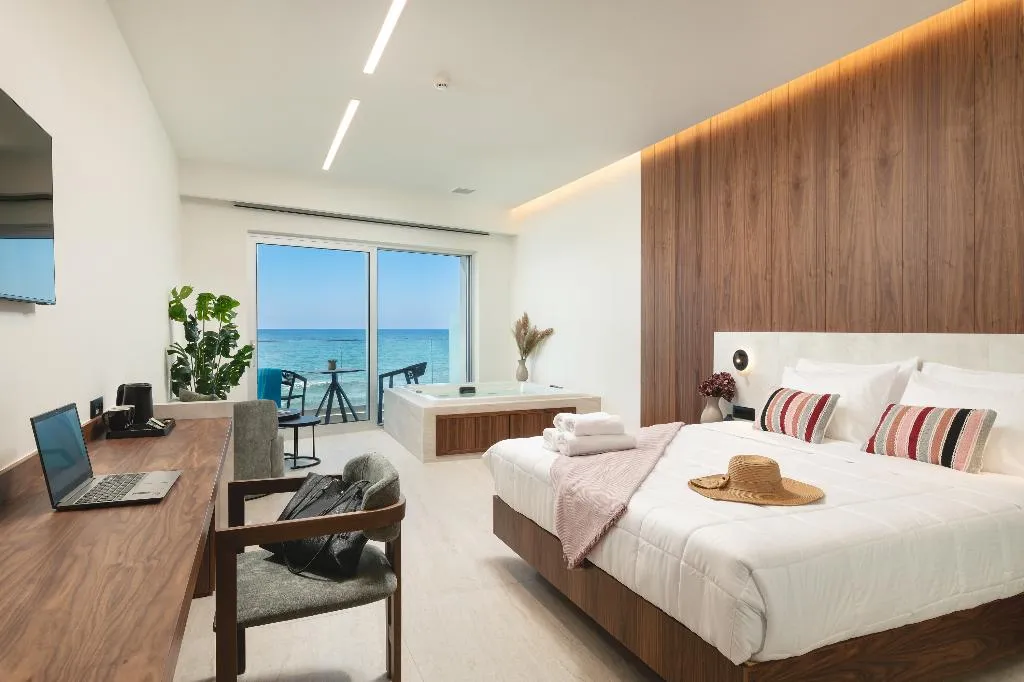 JUNIOR SUITE WITH BALCONY Room, Elia Sea Suites, Crete