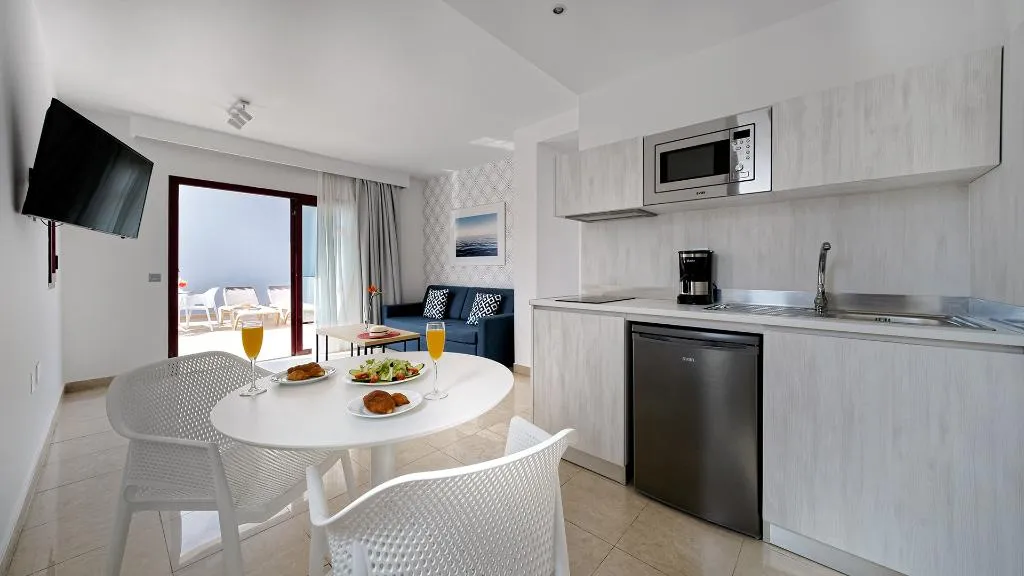 APARTMENT DELUXE SUPERIOR Room, Broncemar Beach, Fuerteventura