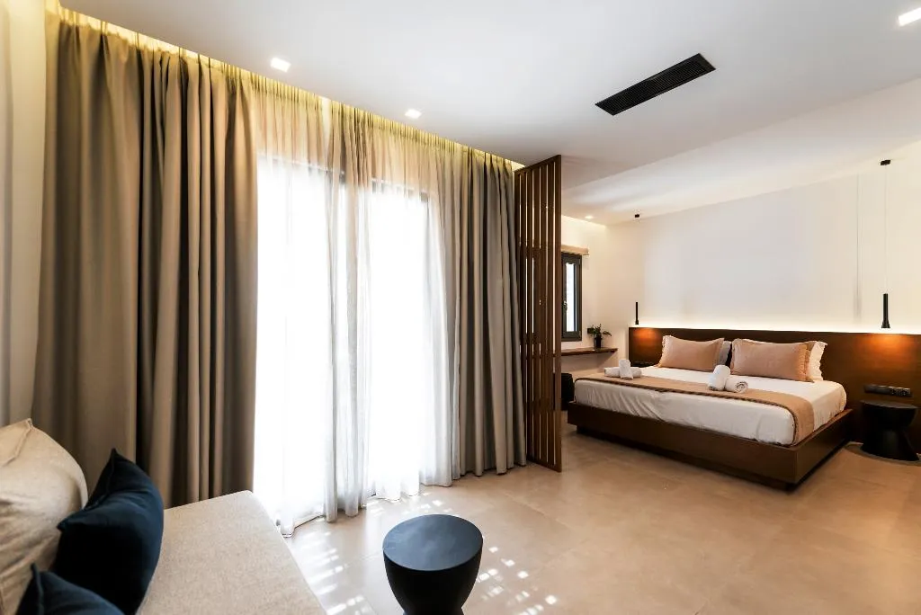 SUITE SUPERIOR WITH PRIVATE POOL Room, Evi Suites & Villas, Mykonos