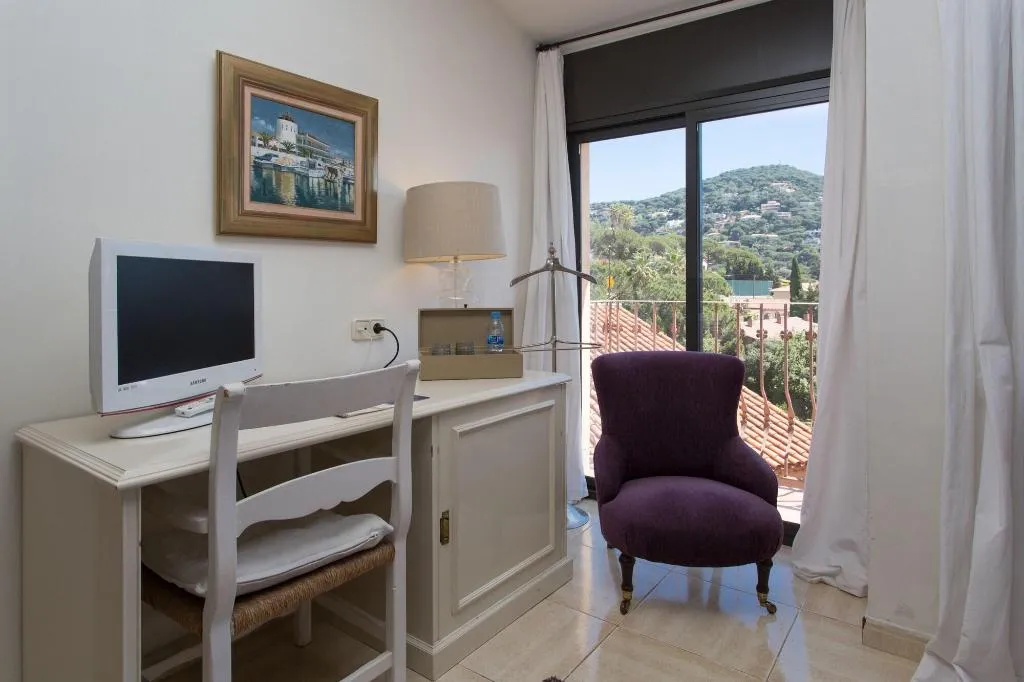 Room, Hostal De La Plaça, Barcelona