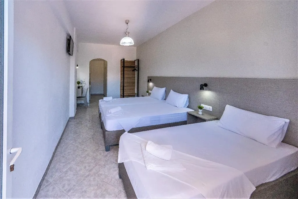 TRIPLE WITH VIEWS Room, Nikos Villas, Corfu