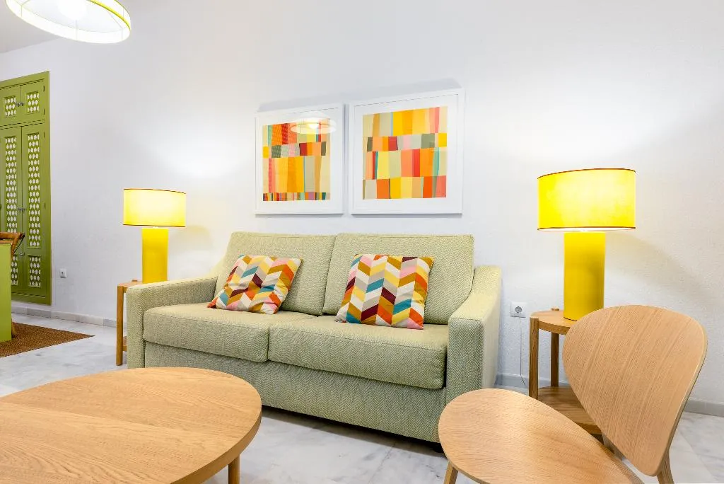 APARTMENT TWO BEDROOMS Room, Smartr Sevilla Las Dueñas, Seville