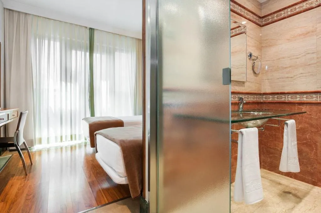 Room, Hotel Julia, Madrid