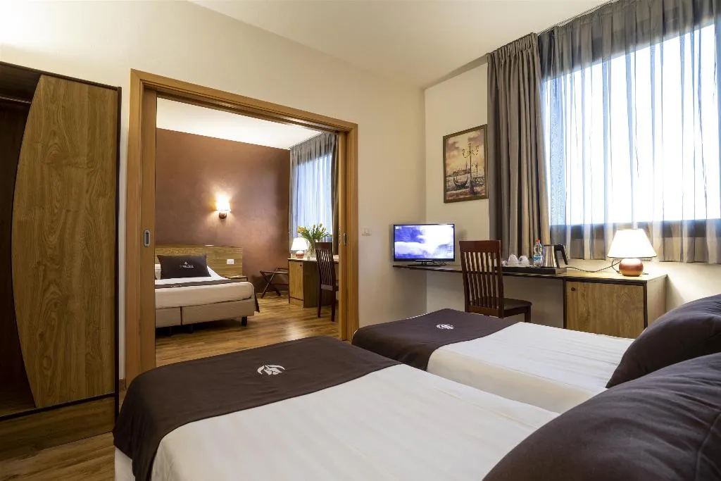 Room, Tulip Inn Padova, Venice