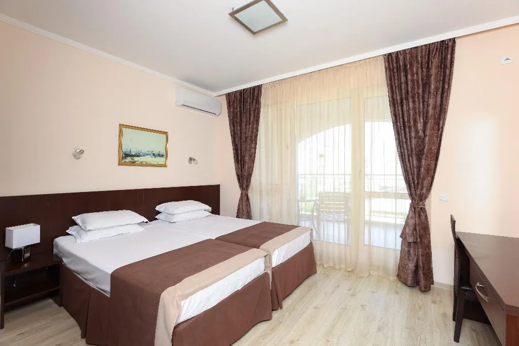 APARTMENT CLASSIC Room, Rome Palace Deluxe - All Inclusive Premium, Bourgas