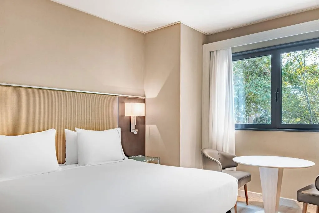 Room, AC Barcelona Irla, Barcelona