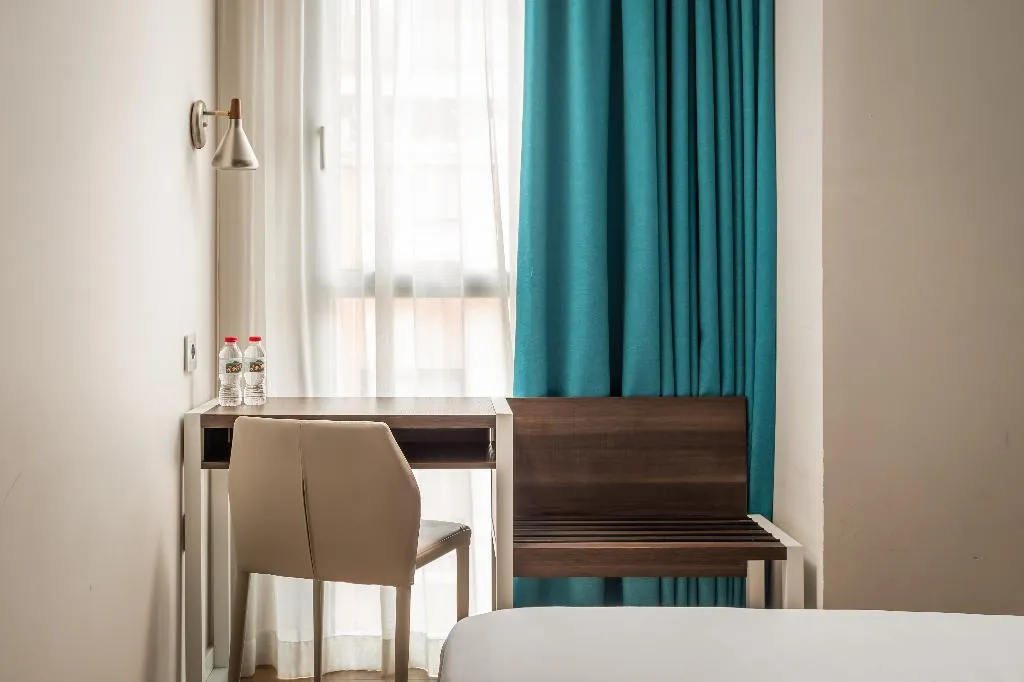 DOUBLE STANDARD Room, Arya Stadium Hotel, Barcelona