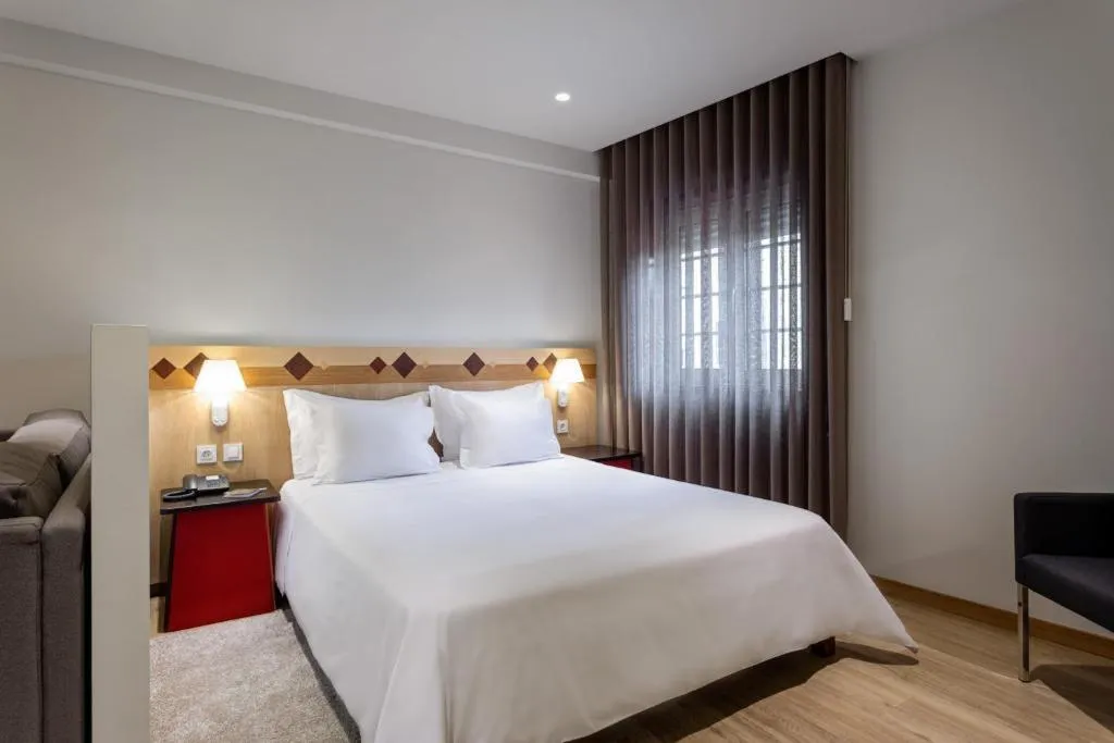 JUNIOR SUITE STANDARD Room, Aveiro Center, Porto