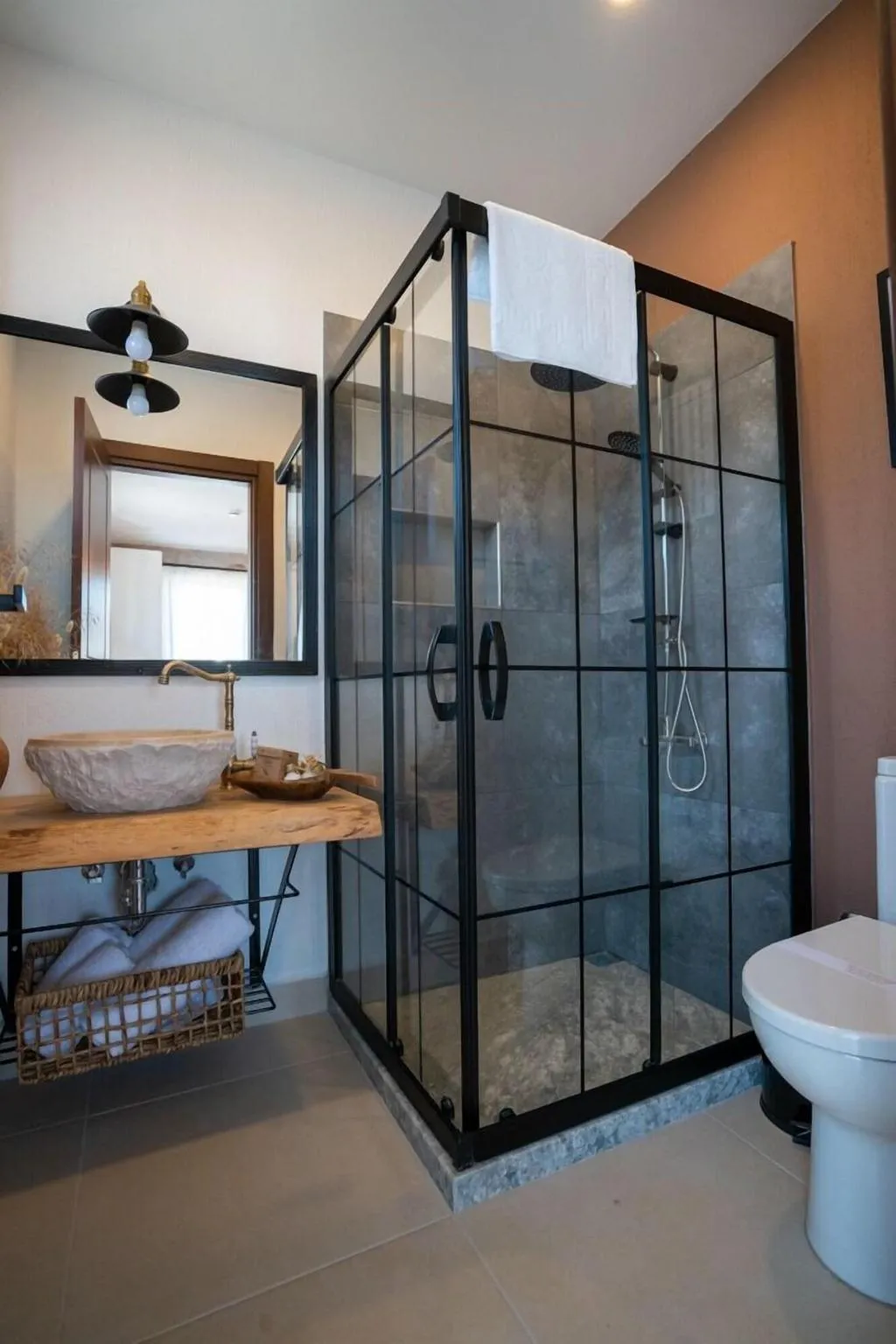 Room, Ajlan oia, Izmir