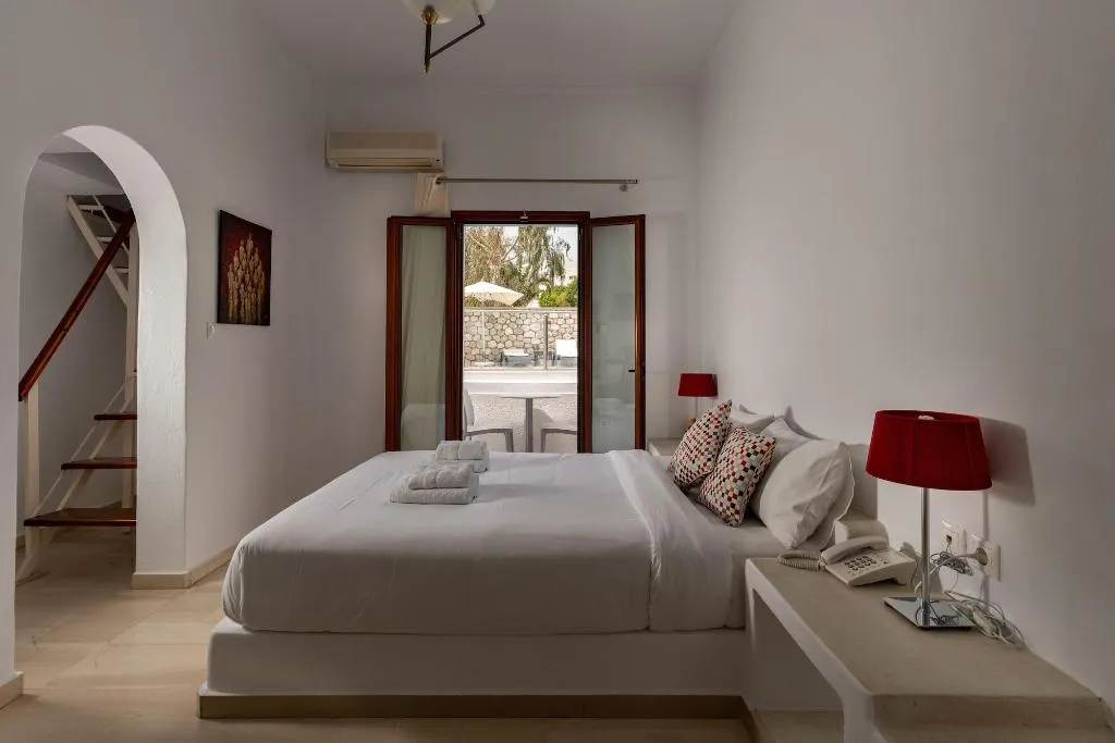 Room, Anamnesis Spa Luxury Apartments, Santorini