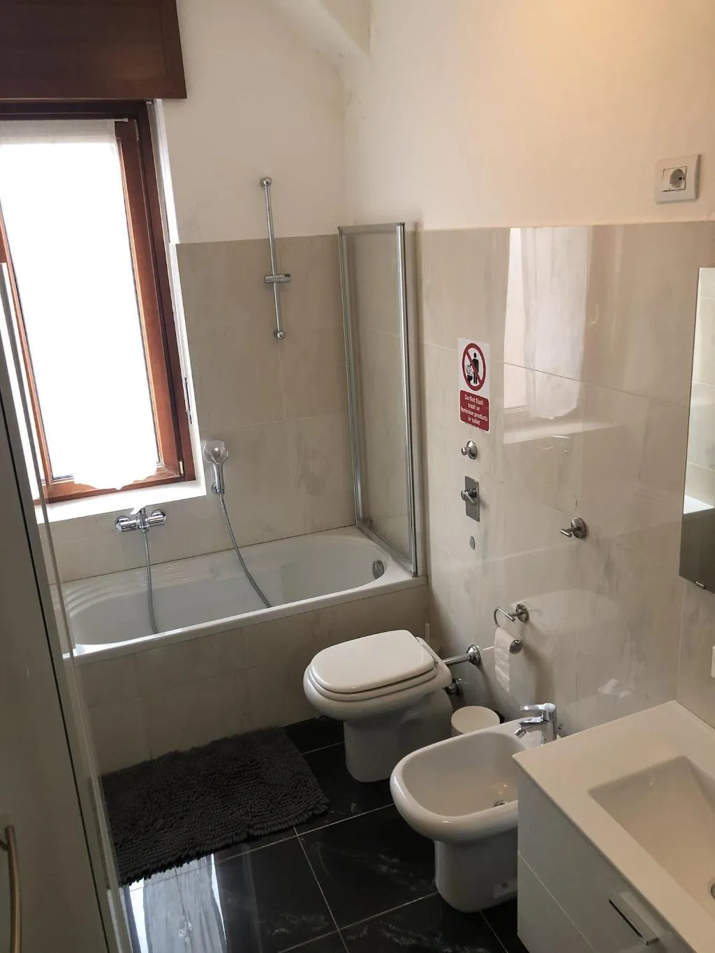 Room, Guest House Brianza Room, Milan