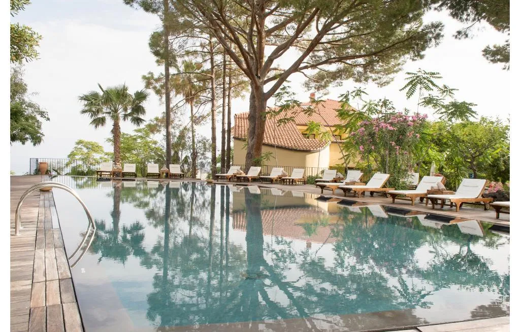 Pool, Alberi Del Paradiso, Palermo