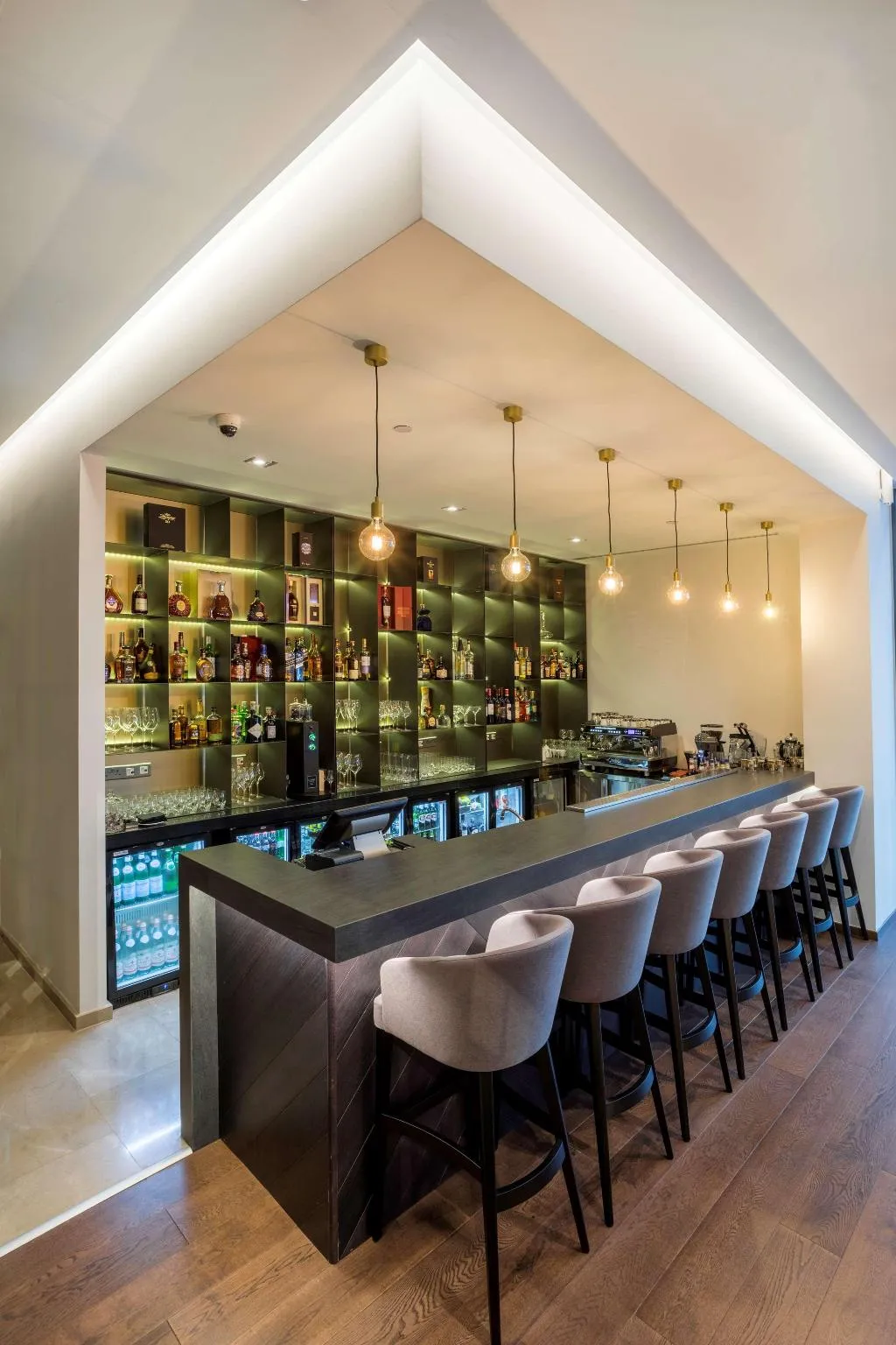 Bar, Radisson Blu Hotel Larnaca, Cyprus