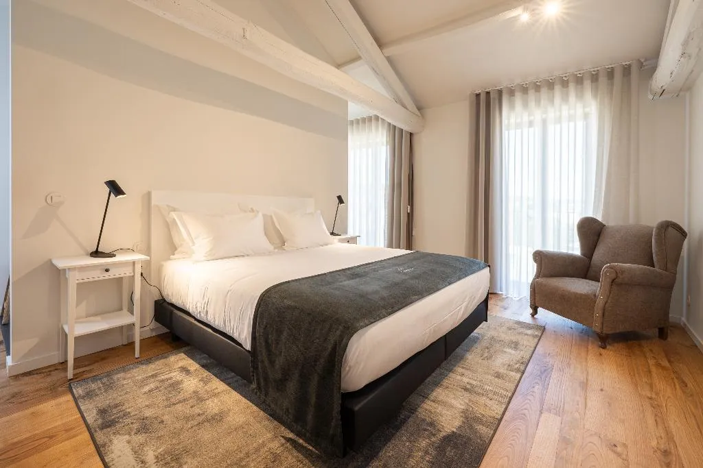 APARTMENT TWO BEDROOMS Room, CasaNova Farmhouse, Porto